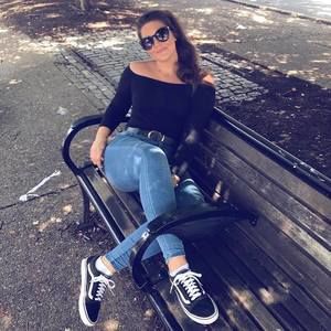 Meet your Posher, Cameron